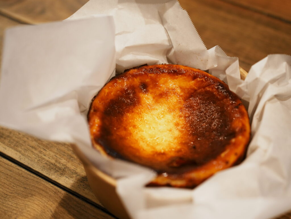 バスクチーズケーキ